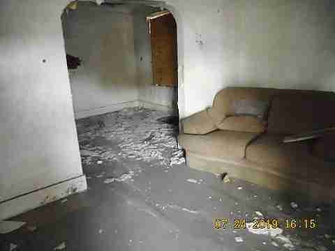 6700 Clifton (11)_m.jpg